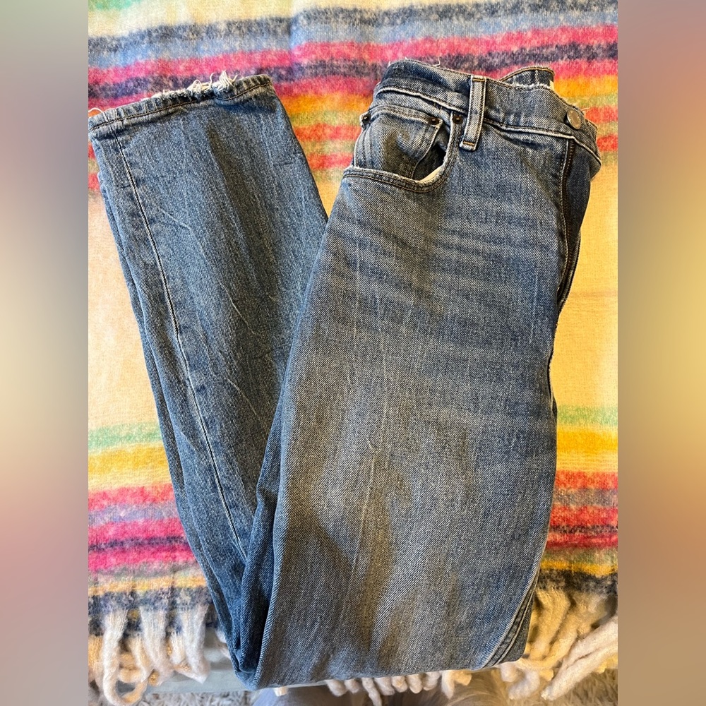 Abercrombie 90’s High Rise Straight Jeans *25 SHORT Curve Love*